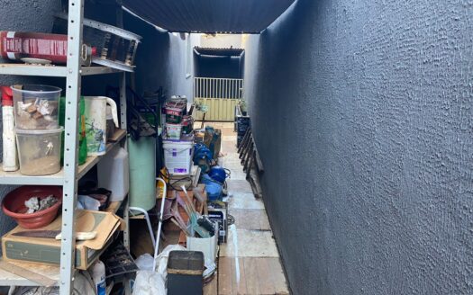 Vende-se essa Linda Casa de 04 quartos com Piscina no Bairro Cidade Satélite São Luiz