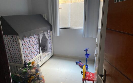 Vende-se essa Linda Casa de 04 quartos com Piscina no Bairro Cidade Satélite São Luiz