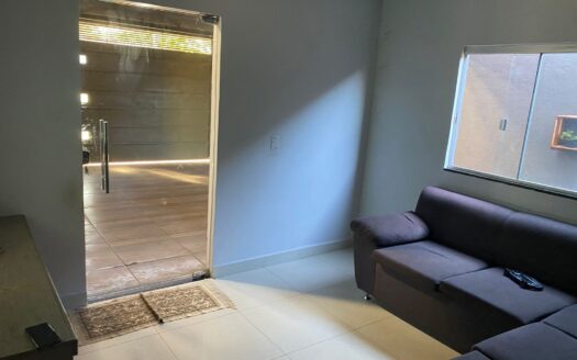 Vende-se essa Linda Casa de 04 quartos com Piscina no Bairro Cidade Satélite São Luiz