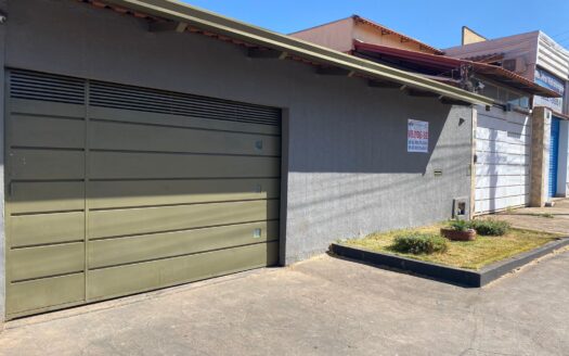 Vende-se essa Linda Casa de 04 quartos com Piscina no Bairro Cidade Satélite São Luiz