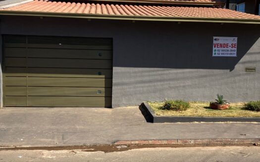 Vende-se essa Linda Casa de 04 quartos com Piscina no Bairro Cidade Satélite São Luiz