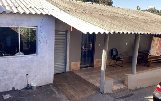 Casa no Setor Pedro Ludovico com acesso fácil ao shopping Flamboyant localizada na rua 1012