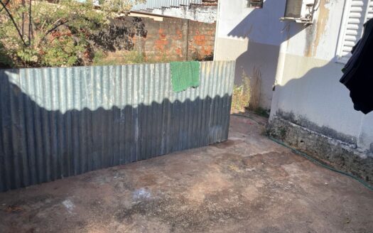 Casa no Setor Pedro Ludovico com acesso fácil ao shopping Flamboyant localizada na rua 1012
