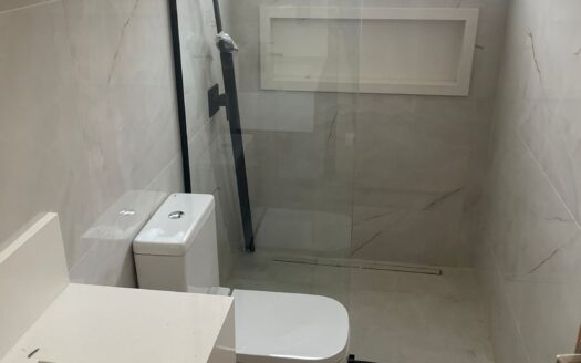 Sobrado novo nunca Habitado no Jardins Barcelona.