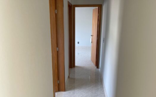 Sobrado novo nunca Habitado no Jardins Barcelona.