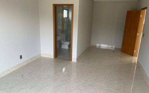 Sobrado novo nunca Habitado no Jardins Barcelona.
