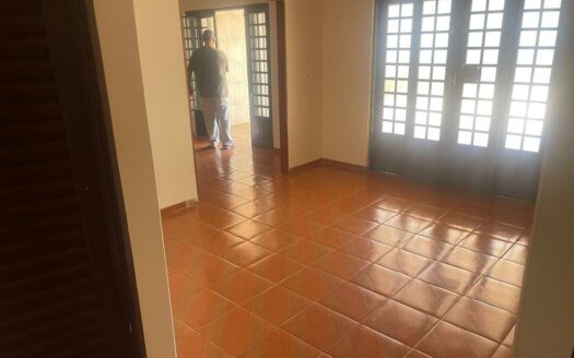 Linda casa a venda em Terezopólis- GO a 500 Metros aproximadamente do Grupo vale do amanhecer.