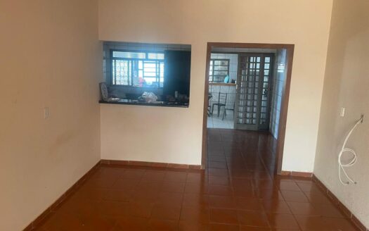 Linda casa a venda em Terezopólis- GO a 500 Metros aproximadamente do Grupo vale do amanhecer.