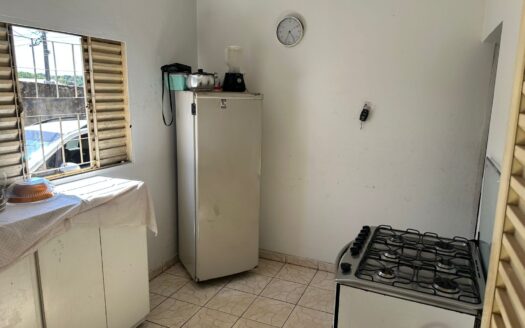 Casa de 02 quartos de esquina na Vila Mariana em Aparecida de Goiânia