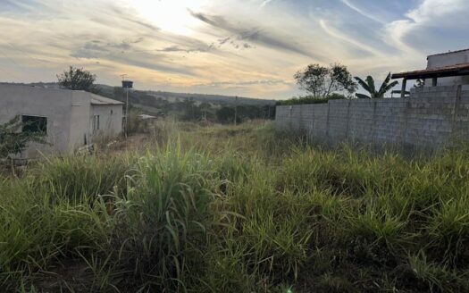 Lote no Residencial Morumbi – Senador Canedo. 585,06 M² a venda.